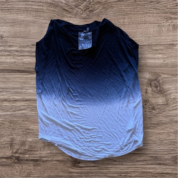 Black and White Muscle Tee with Textured Tank Top Style young fabulous & broke M - Picture 2 of 16